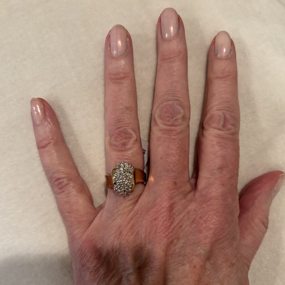 10k Gold Diamond Cluster Ring